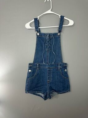 Pacsun Women’s Denim Lace-Up adjustable Short Overalls
